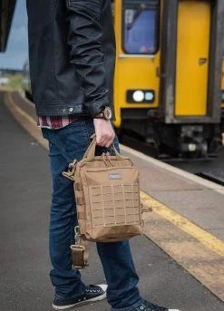 Magforce Cougar Portfolio 500D Bag -Outdoor Sport Online Shop MF A0341 Toutdoor3 03074.1689855670.1280.1280 53135.1689945601