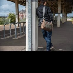 Magforce Gemini Sling Bag Waxed Canvas -Outdoor Sport Online Shop MF W0498 BRoutdoor3 87440.1689678067.1280.1280 77915.1689945483