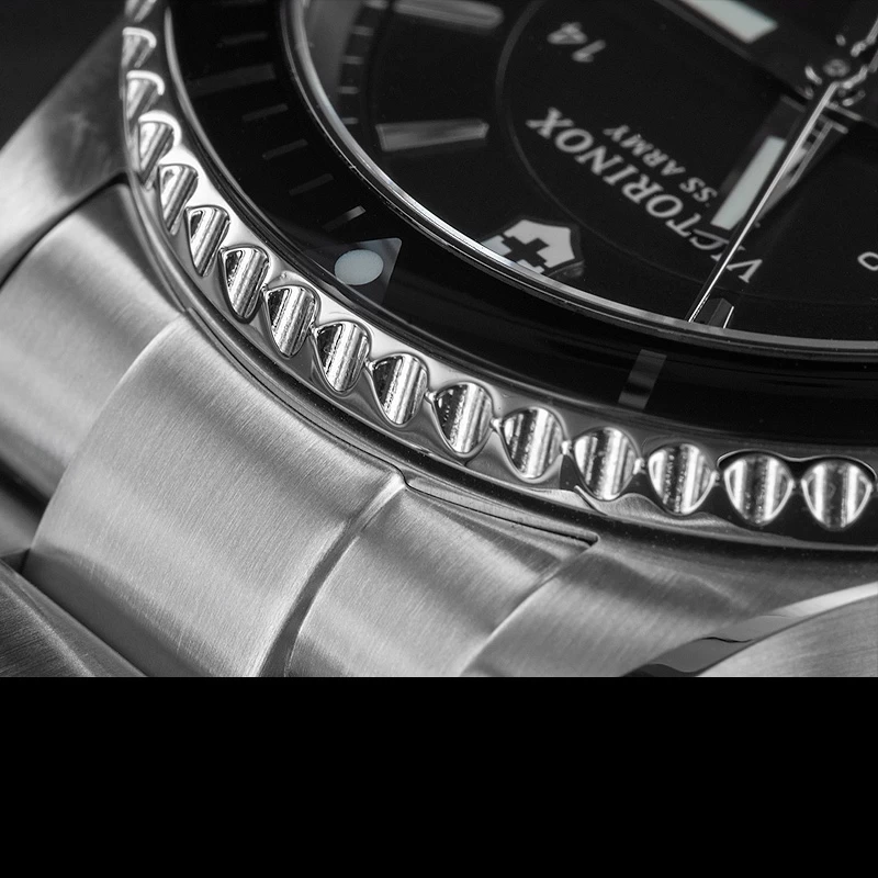 Victorinox Maverick Large 7 Victorinox Maverick Large - Image 5