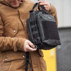 Magforce Cougar 500D Waterproof Portfolio Bag -Outdoor Sport Online Shop cougar3 86154.1646916748.1280.1280 96641.1660645643.1280.1280 63800.1671704257