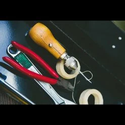 Speedy Stitcher Coarse Waxed Thread #150 -Outdoor Sport Online Shop detail5 2 83258.1587391930